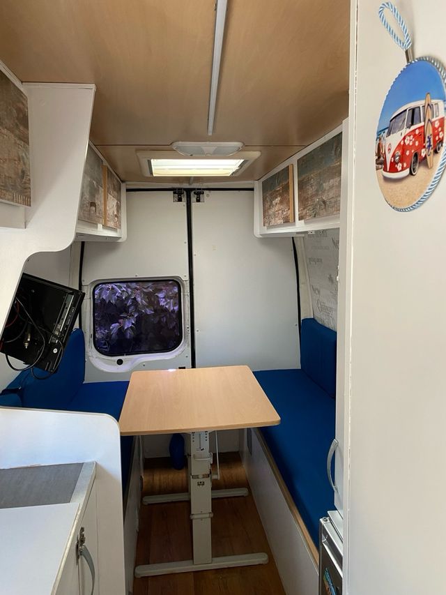 Ford Transit 2.4 TDCI Camper – Tu libertad sobre r