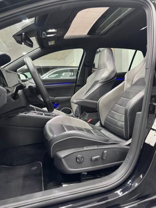 Volkswagen Golf 2021