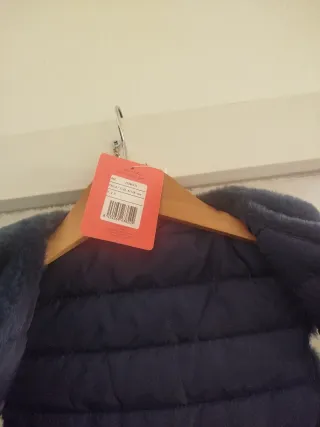 Chaleco niña azul peluche