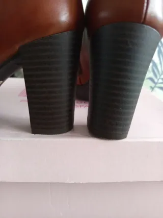 Botines piel 35 B.D.A plataforma