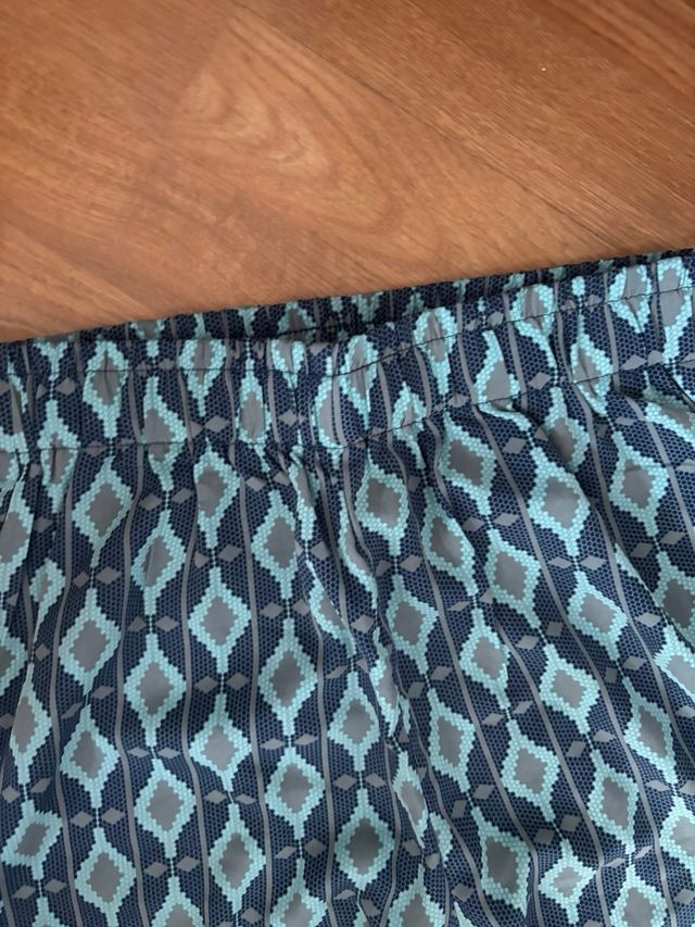 Pantalón ancho estampado rombos