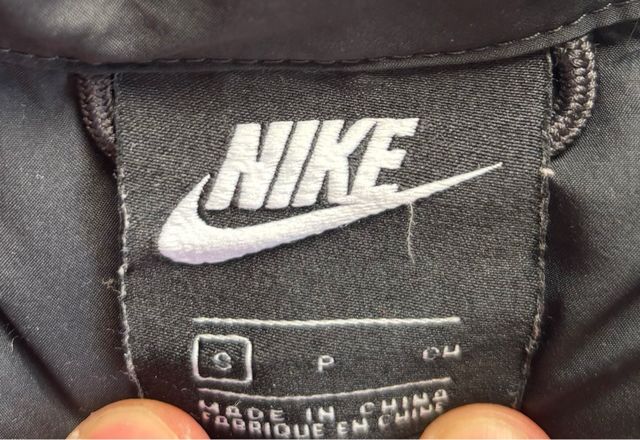 Chaleco Nike Negro y Verde