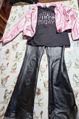 Completo bambina: chiodo, maglia e pantaloni