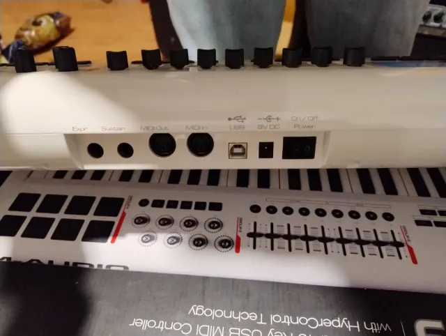 Teclado MIDI M-AUDIO Axiom Pro 49