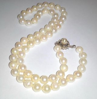 Collare in oro bianco 14k con perle Akoya