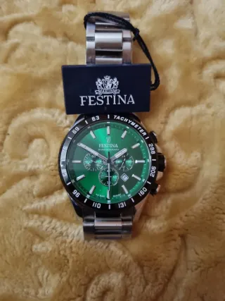 Reloj Festina Cronógrafo Verde y Plateado Nuevo,