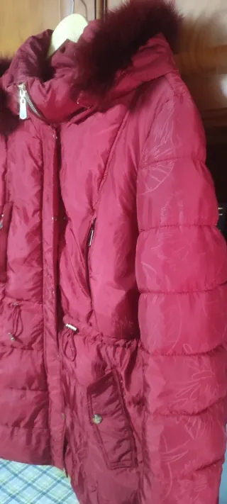 Chaqueta acolchada roja mujer