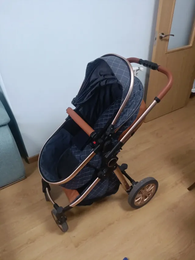 Cuna de paseo con capazo