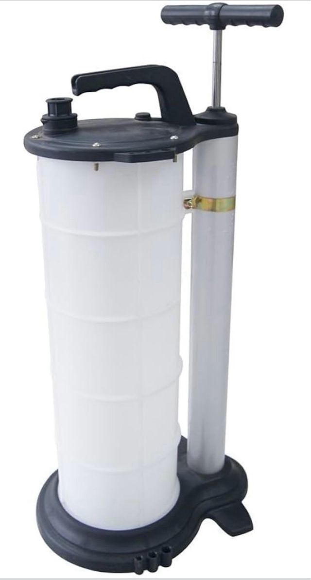 Extrator de líquidos manual para carro