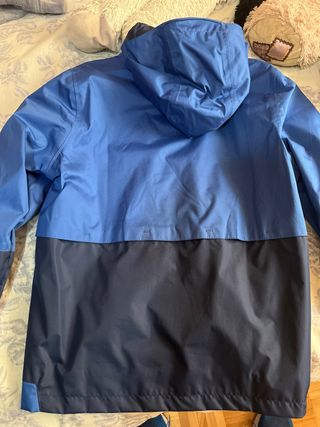 Rompevientos Quechua Azul Impermeable talla 14años