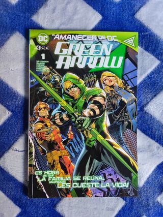 COMIC. TOMO 1 GREEN ARROW. AMANECER DE DC. ECC