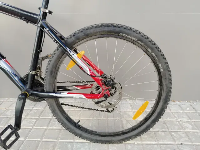 Bicicleta Scott Montaña Roja y Blanca