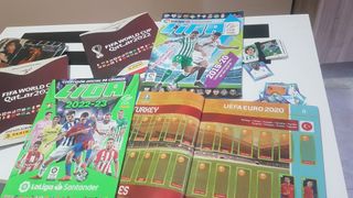 Álbumes de cromos LaLiga y FIFA Qatar 2022