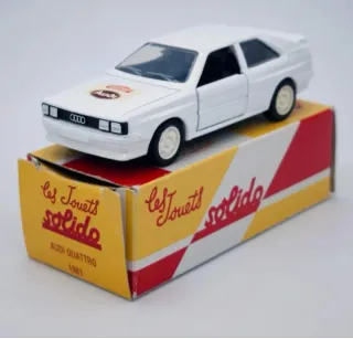 LOTE 10 COCHES ESCALA 1:43 SOLIDO CORGI MAJORETTE