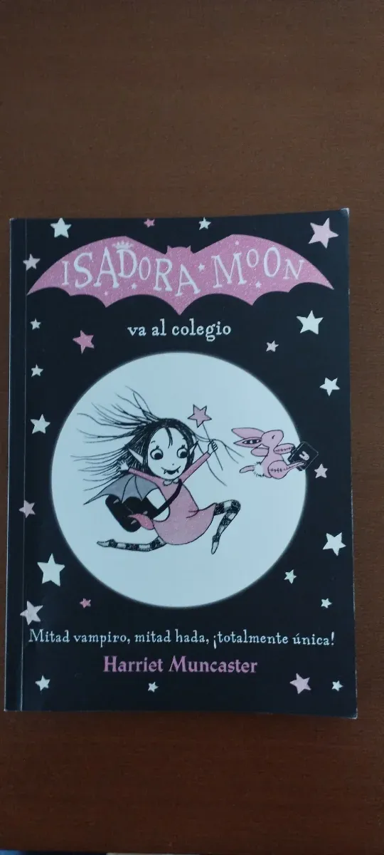 Vendo libros Isadora Moon.