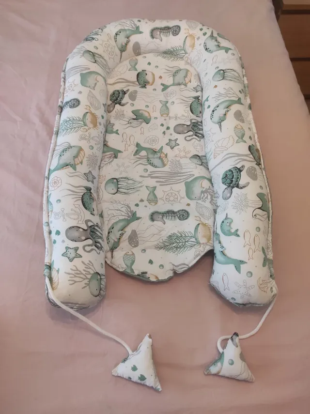 Nido reductor bebé estampado marino