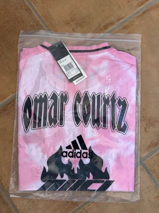 Camiseta Omar Courtz