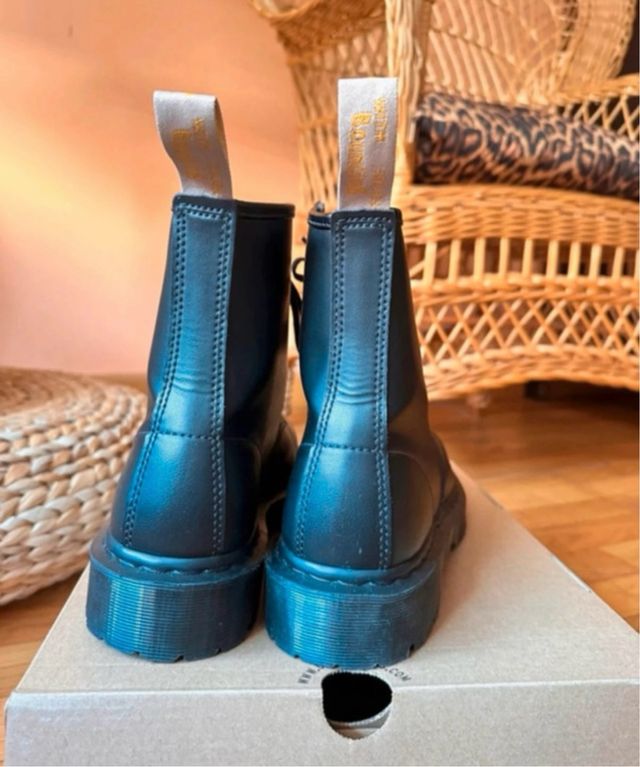 Botas Dr. Martens Veganas Unisex Negras