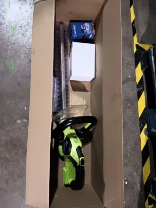 Tagliasiepi a batteria 18v Cofan