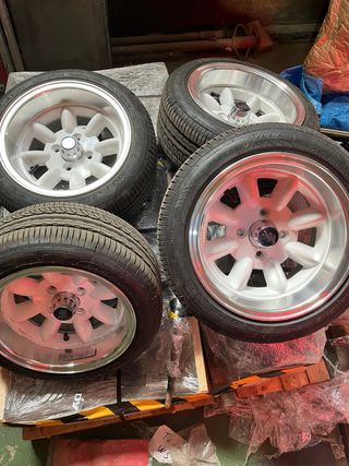 Llantas y neumáticos Mini Clásico 175/50 R13