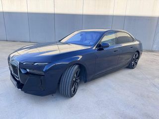 BMW I7 XDRIVE 60