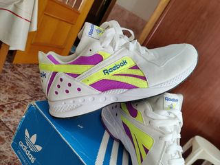 Se vende zapatillas Reebok nueva sin