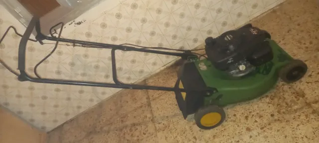 Cortacésped green cut con motor honda