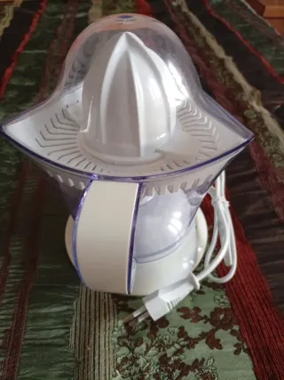 Spremiagrumi elettrico 500ml