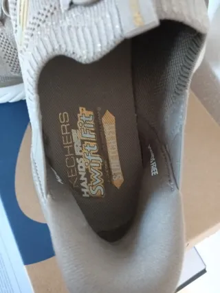 Zapatillas Skechers Swift Fit Marrón/Dorado