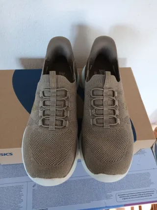 Zapatillas Skechers Swift Fit Marrón/Dorado