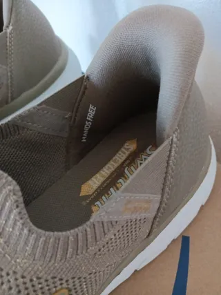 Zapatillas Skechers Swift Fit Marrón/Dorado