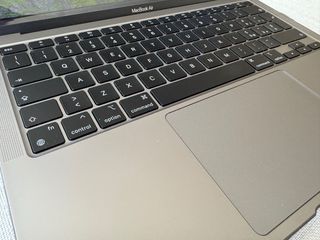 MacBook Air 13” M1 (2022)