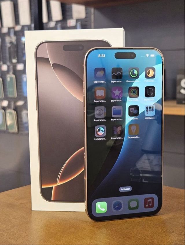 iPhone 16 Pro Max 256GB Dorado