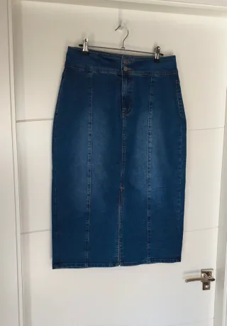 Falda Vaquera MIDI. Visita mi armario, te gustará