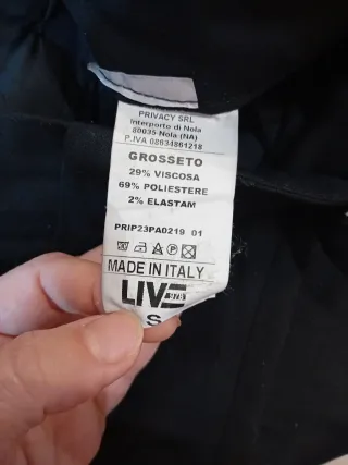 Pantaloni neri live