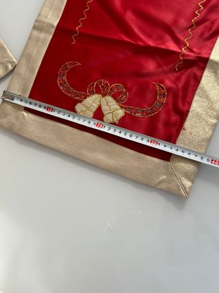 set centri natalizi rossi e oro