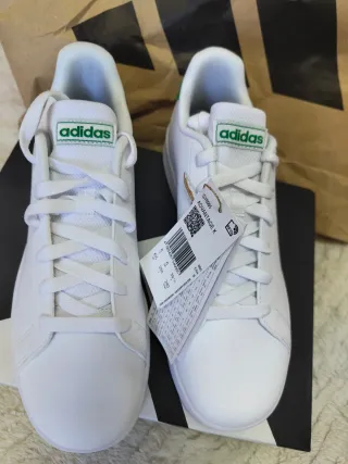 Zapatillas Adidas Blancas y Verdes Nuevas