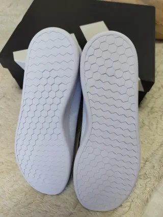 Zapatillas Adidas Blancas y Verdes Nuevas