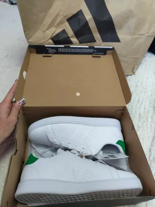 Zapatillas Adidas Blancas y Verdes Nuevas