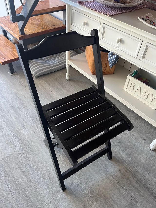 Silla plegable de madera maciza