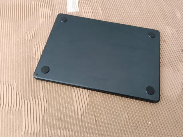 MacBook Air M2 Chip Plata