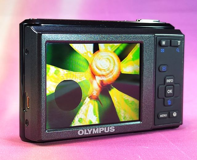 OLYMPUS FE 47 Black 0302A