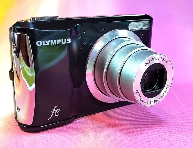 OLYMPUS FE 47 Black 0302A