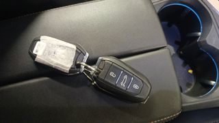 Peugeot 3008 Hybrid 225 Allure e-EAT8 165 kW (225 CV)