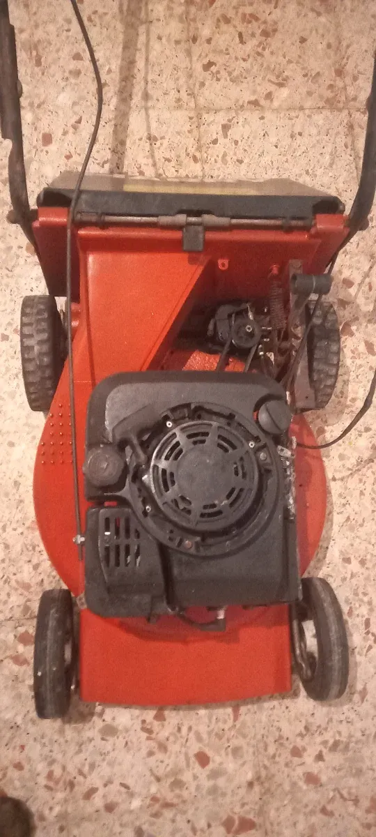 Cortacésped Harry Rojo