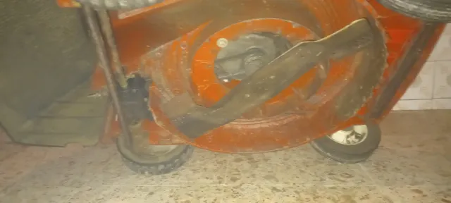 Cortacésped Harry Rojo