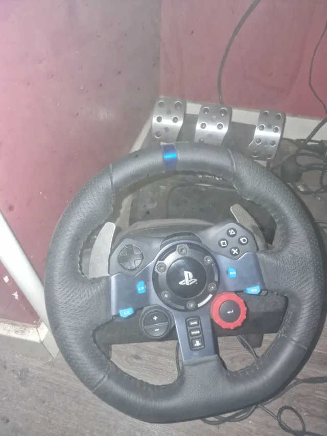 Volante Logitech G29 con Pedales ps5