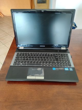 Samsung RC530 - Intel Core i7 - 500GB + 6GB