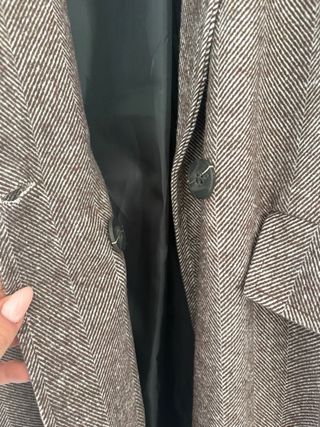 Cappotto spigato marrone con cartellino