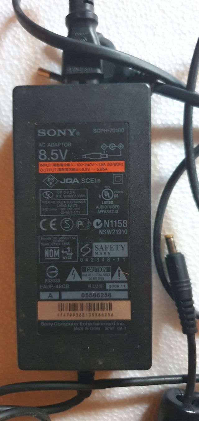 Caricabatterie originale PS2 Slim Sony 8.5V